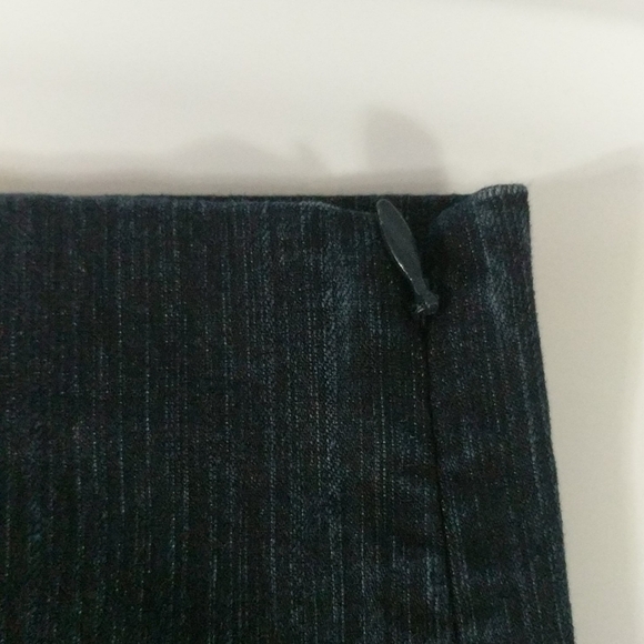 𝅺T Tahari Dark Wash Side Zip Ankle Zip Skinny Jeans - size 26 - Picture 5 of 7